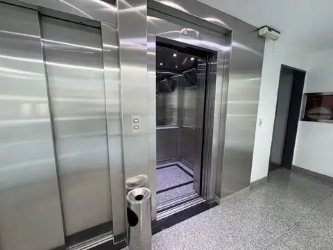 Av de Mayo 850 , Piso 3