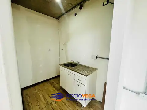 Oficina en alquiler en Polo Empresarial K41, La Reja, Moreno