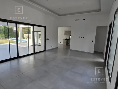 Casa en Venta en San Matias, USD 335.000