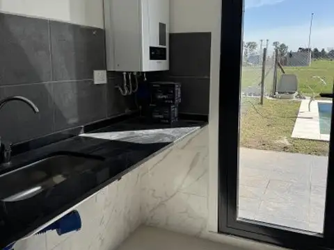 Casa en Venta en Pueblo Esther, USD 164.000