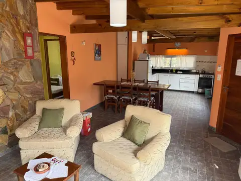 Casa en Alquiler Temporal con 1 cochera