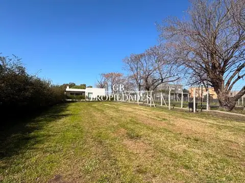 Terreno en Venta en Pilar del Este - Santa Elena, USD 31.000