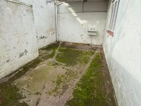 Casa en Alquiler con 1 cochera