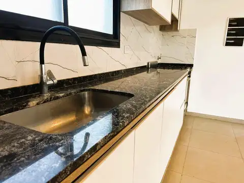 Casa en Alquiler en Manzanares, USD 1.500