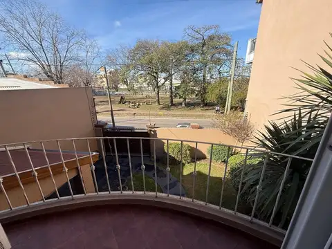 VENTA CASA y GALPON QUINCHO COCHERA TABLADA