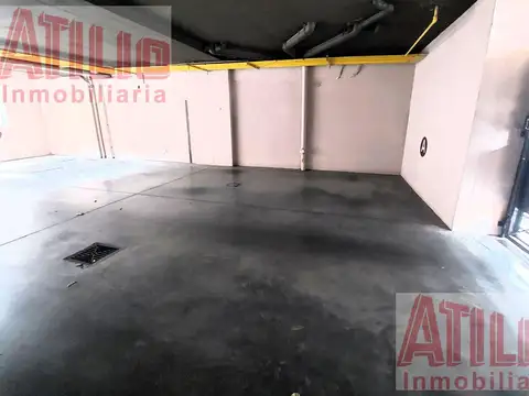 Cochera en Saavedra Excelentes son 3 coch. cubiertas, juntas o por separado