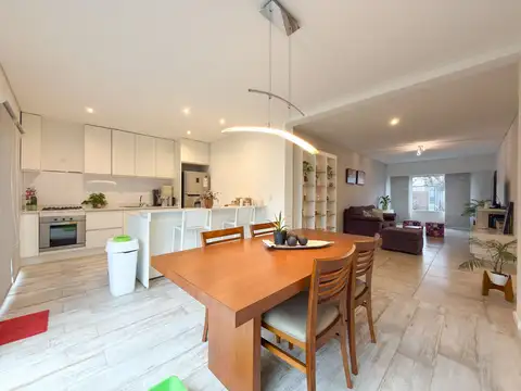 CASA DE 2 DOMITORIOS CON JARDIN