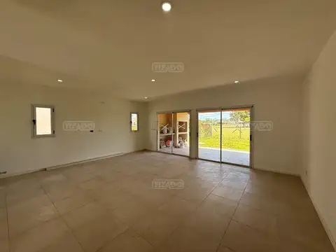 Casa en Venta en Pilar del Este - Santa Emilia, USD 145.000