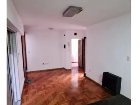Alquiler departamento 1 dormitorio + comodín Pichincha