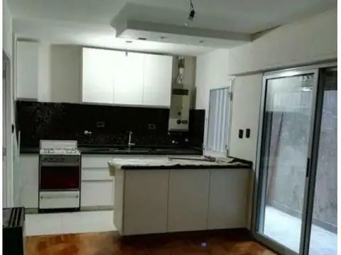 Alquiler departamento 1 dormitorio + comodín Pichincha