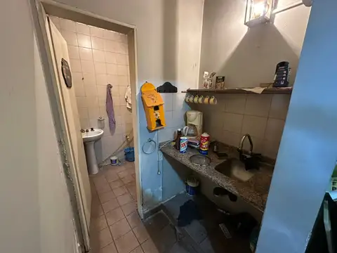 Local comercial en venta ubicado en Bernal Oeste