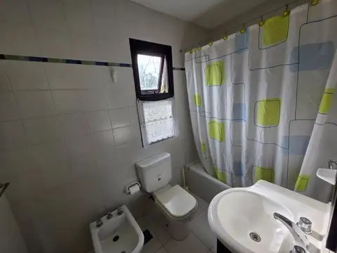 Departamento en Alquiler con 1 cocheras