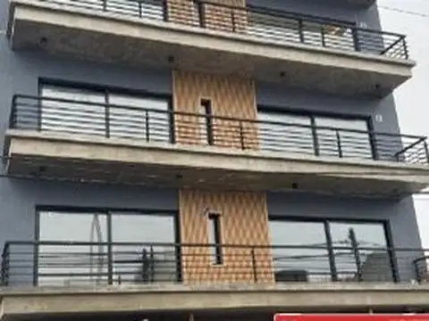 VENTA DE DEPARTAMENTO 3 AMBIENTES CON TERRAZA Y COCHERA