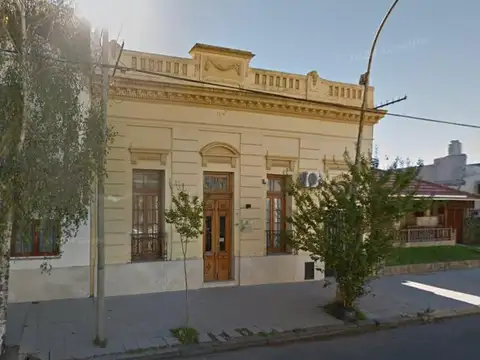 Edificio Comercial en venta - 13 Consultorios - 5 Dormitorios - 6 Baños - 774Mts2 - Necochea