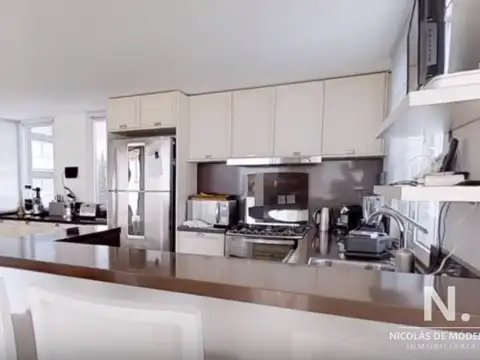 Casa en Venta en Playa Mansa, USD 2.250.000