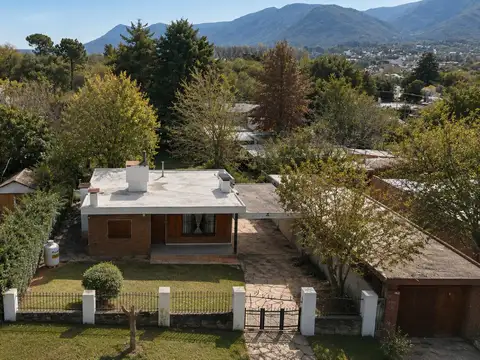 Casa + Depto en venta a 350m del Río -  B° Villa Incor en Primeras calles - Calamuchita Cód. 1316