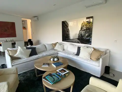 Casa en Alquiler Temporal en Laguna Del Sol, USD 7.000