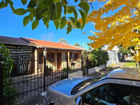 Casa de 3 ambientes Venta Ituzaingo