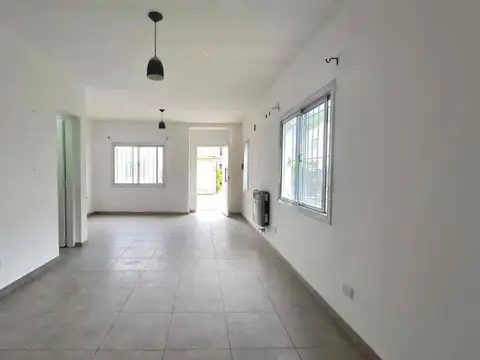 Casa en Alquiler en Tortuguitas, $ 900.000