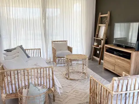 Casa en Alquiler en Tipas 3 dormitorios, Nordelta 100