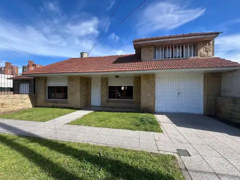 Casa en Villa Primera