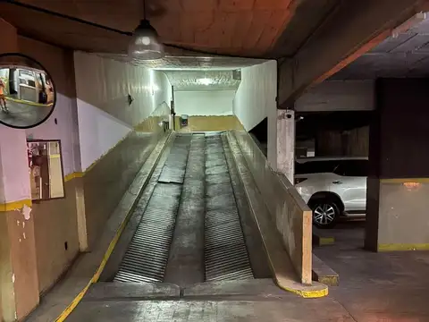 AV. PUEYRREDON al 900