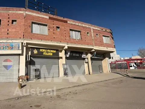 5 LOCALES COMERCIALES KM 8