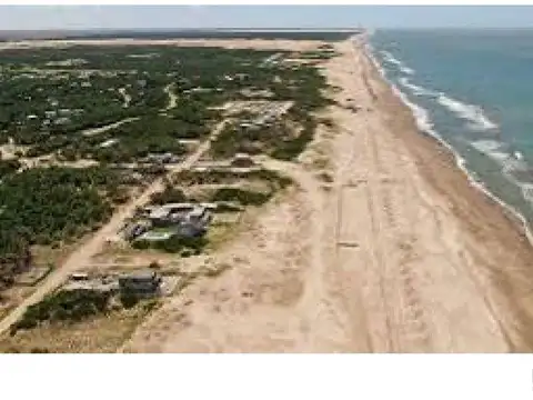 Terreno en Venta en Barrio Cerrado Costa Esmeralda, USD 48.900