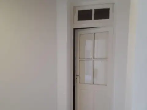 Venta casa céntrica Areco.Bajó el precio!