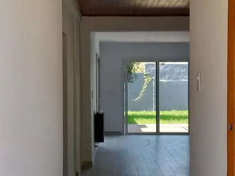 Casa en Venta en San Antonio de Areco, USD 220.000