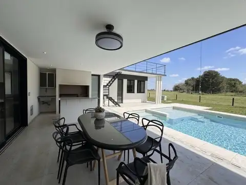 Casa en Alquiler de 5 dormitorios