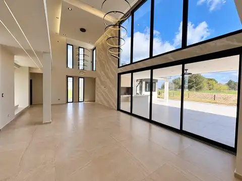 Casa en Alquiler A Estrenar