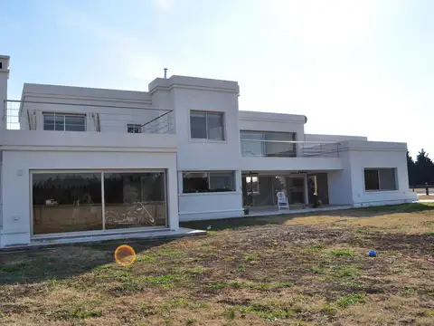 Casa en Venta al Oeste