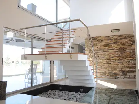 Casa en Venta en Funes, USD 750.000