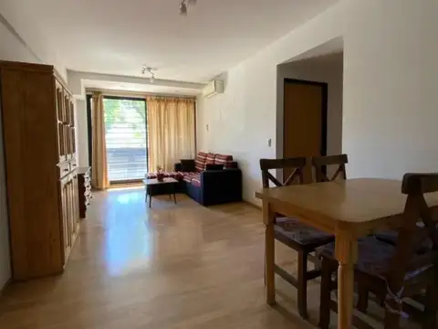 EXCELENTE 3 AMBIENTES 62m2tot. AL FRENTE BALCON FRANCES Y PATIO "SUPER LUMINOSO" IMPECABLE