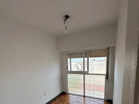 DEPARTAMENTO 3 AMBIENTES EN ALQUILER