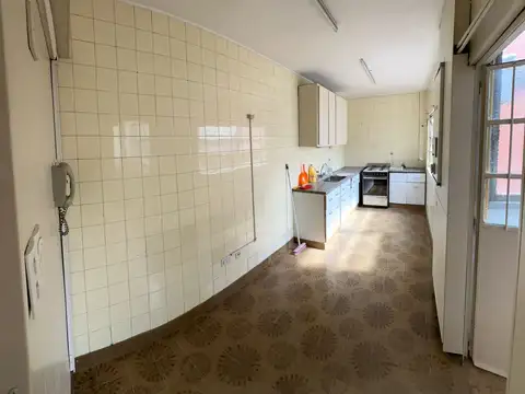 Departamento en Alquiler en Flores, $ 800.000