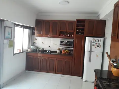CASA DE DOS PLANTAS EN VENTA