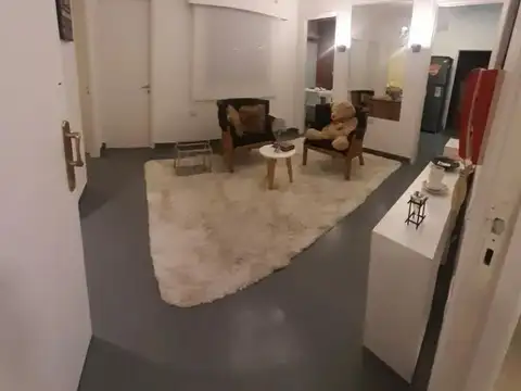 Depto Tipo Casa 5 ambientes con 2 baños
