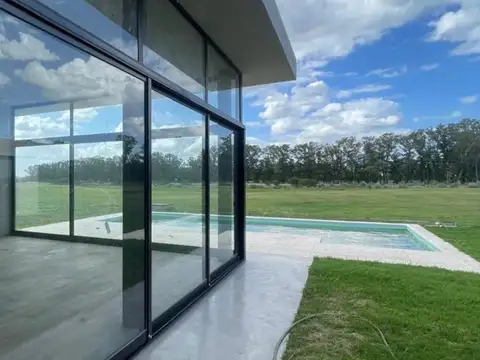 VENTA CASA EN ESTANCIAS VILLA MARÍA AL GOLF