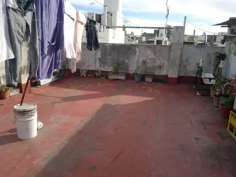 Depto Tipo Casa 4 ambientes con 1 baño