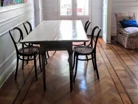 Departamento en Venta de 6 ambientes