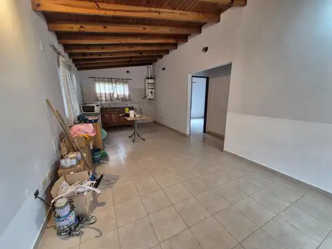 Depto Tipo Casa en Alquiler de 3 ambientes