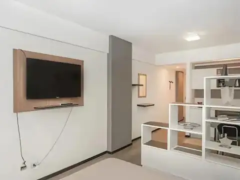 Baez 600, Piso 7