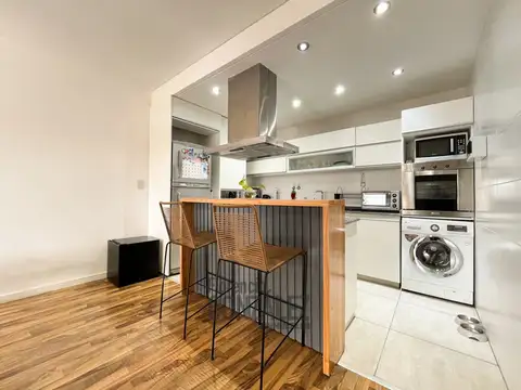 VENTA DE DEPTO 3 AMB CON COCHERA EN VERSALLES