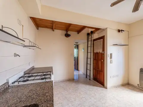 Depto Tipo Casa en Venta de 2 ambientes