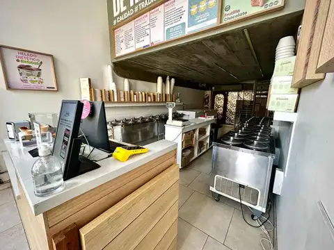 Fondo de Comercio Heladeria en Venta, San Isidro