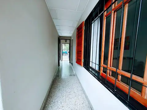 José Barros Pazos 6700