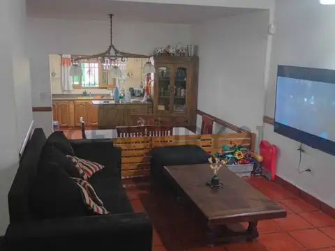 San Nicolas 5100, Piso 0