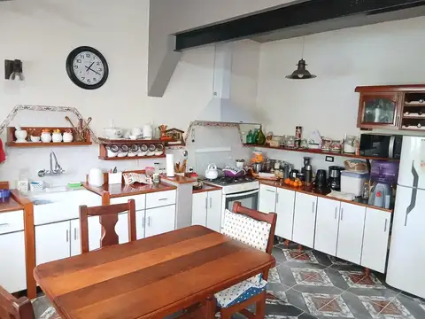 Casa 3 ambientes con 2 baños